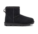 UGG® UGG Boots Essential Mini