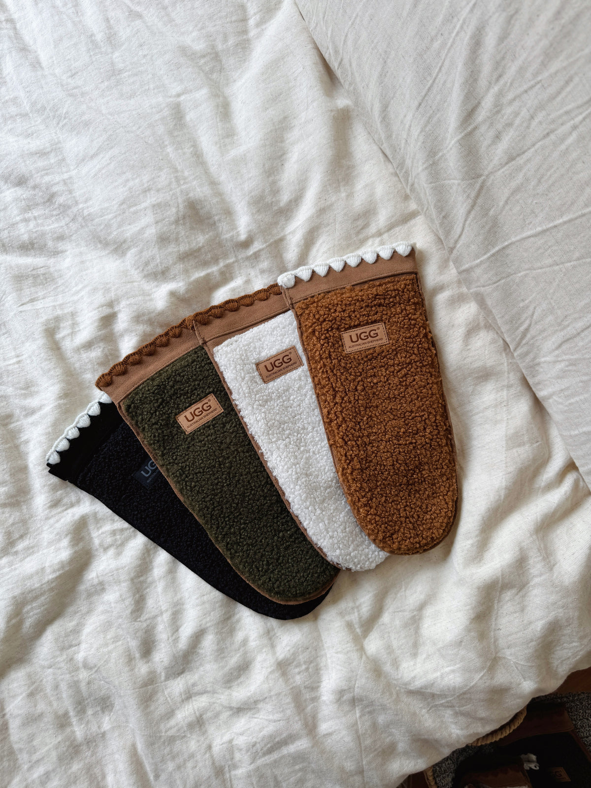 AUSTRALIAN SHEPHERD® Wool Gloves Thyra