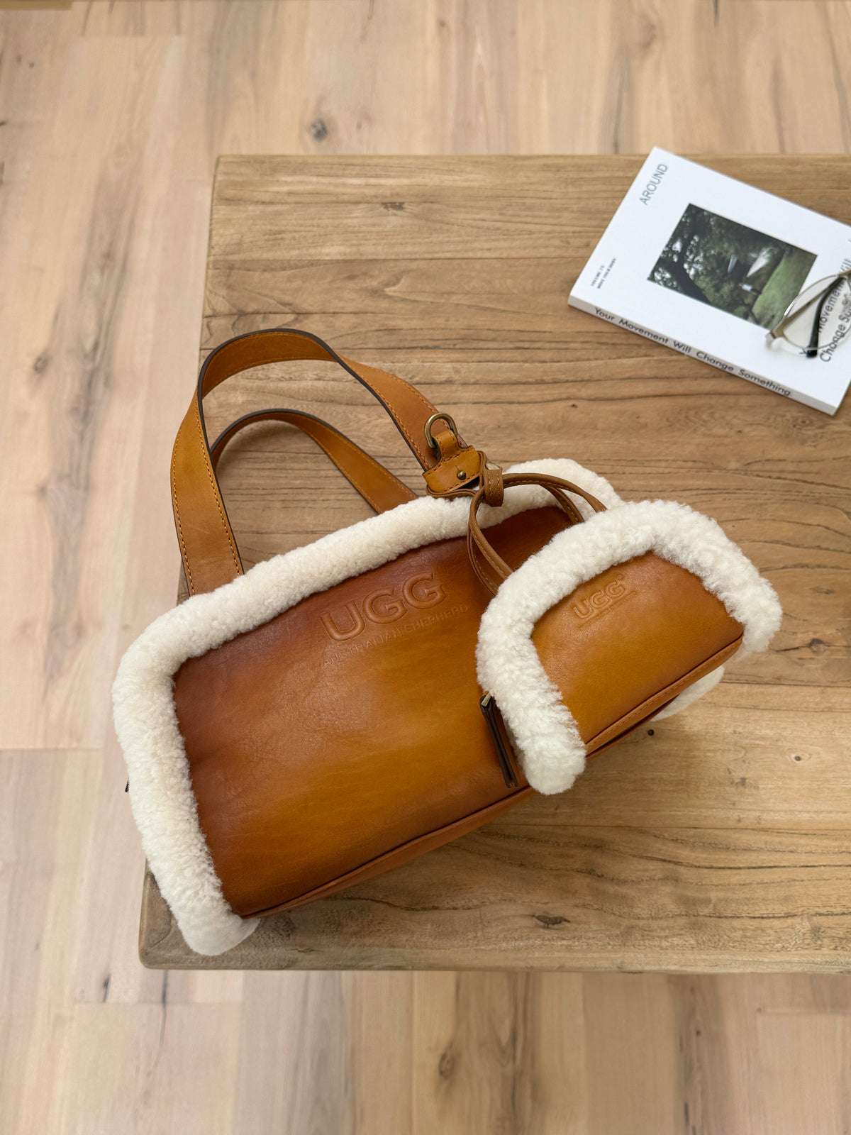 AUSTRALIAN SHEPHERD® Barrel Bag Frothie