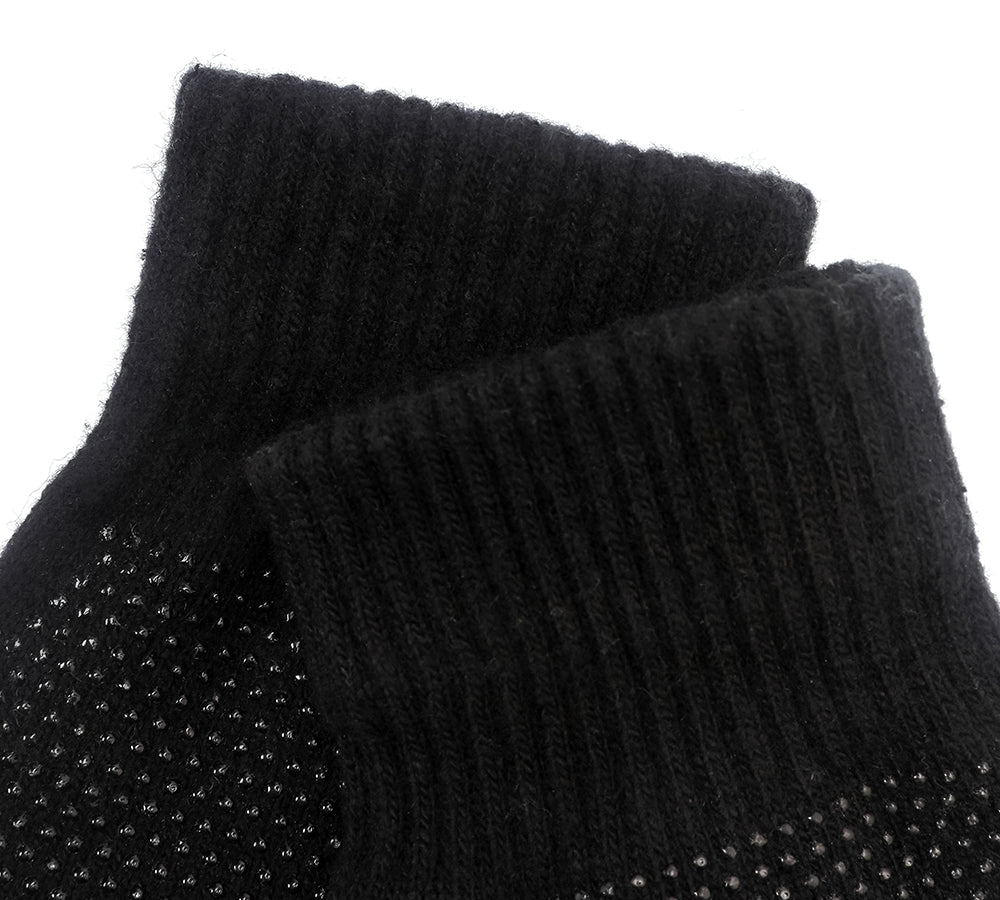 Gloves - Mens Fingerless Gloves With Non Slip Dots